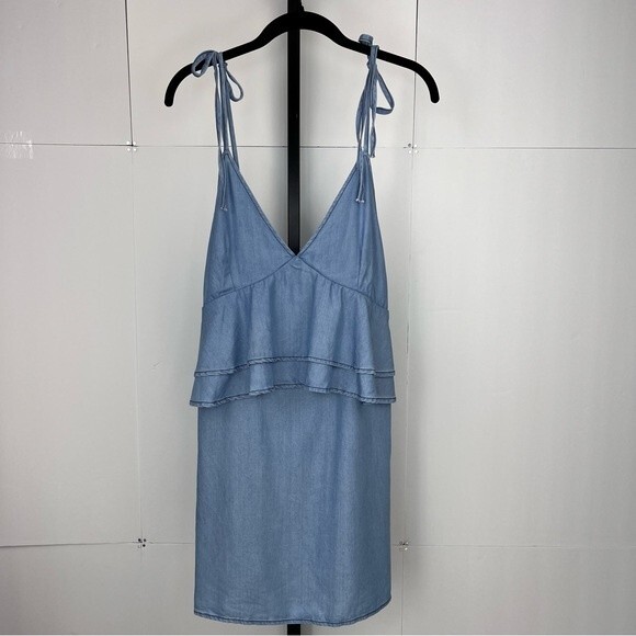 DO+BE Tunic Dress Womens M Blue Chambray Flowy Ruffle Open Back Summer Beach Top - Picture 2 of 10